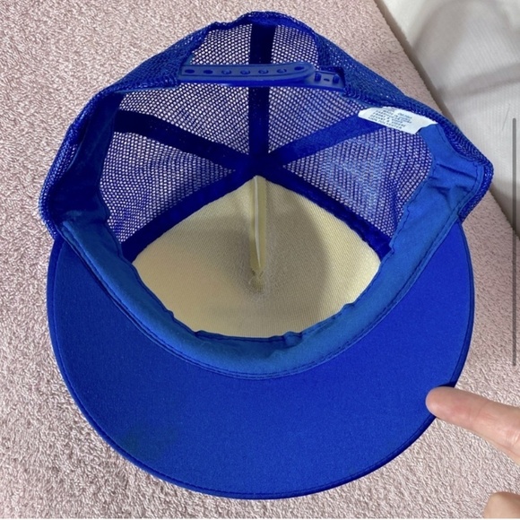 Vintage Blue White Magnolia Alta Mesh Back Snap Back Trucker Hat - Picture 4 of 10